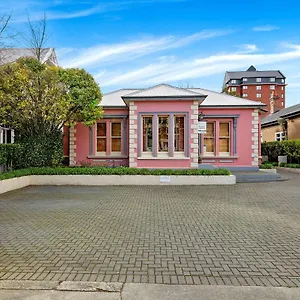 the-classic-villa.top-hotels-christchurch.com/
